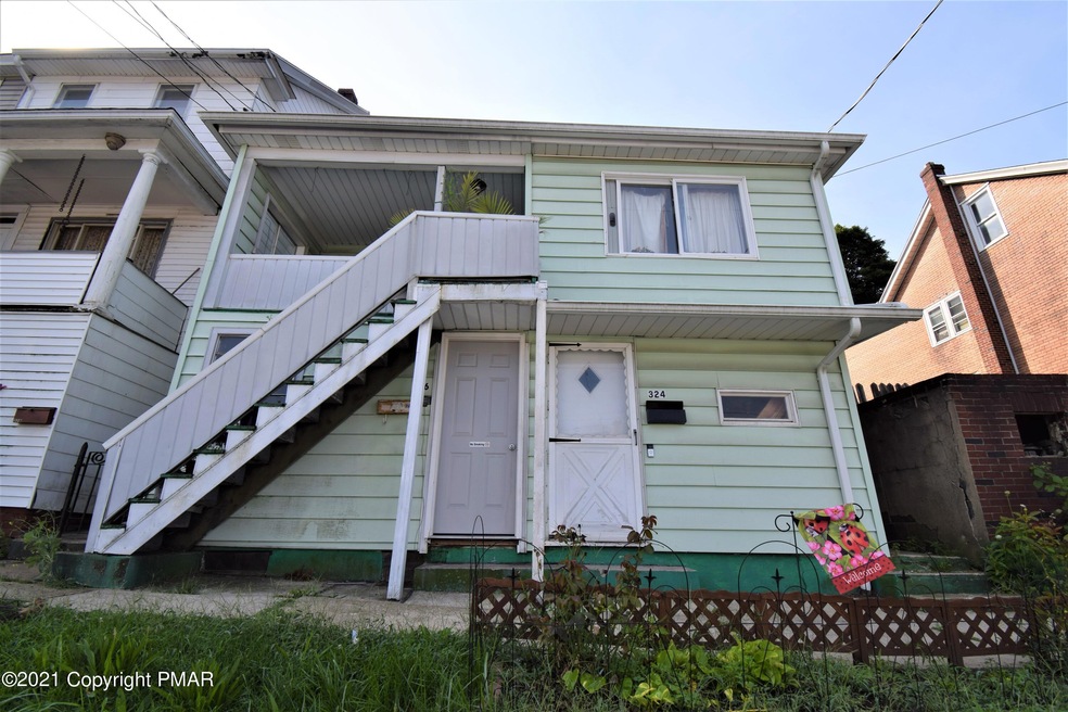 326 E Abbott St, Lansford, PA 18232 - photo 1