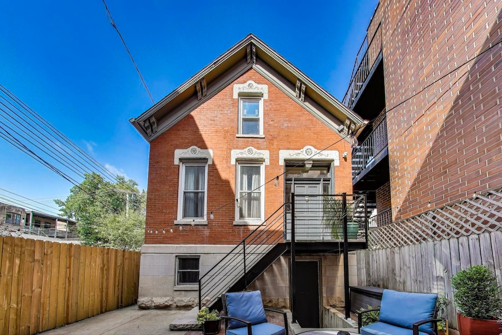 918 N Winchester Ave unit 4, Chicago, IL 60622 - photo 1