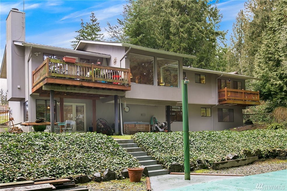 17117 Gravenstein Rd, Bothell, WA 98012 - photo 1