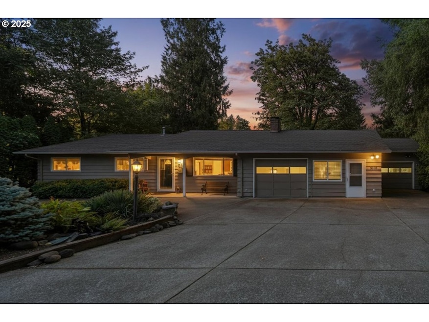 8895 SW McDonald St, Portland, OR 97224 - photo 1