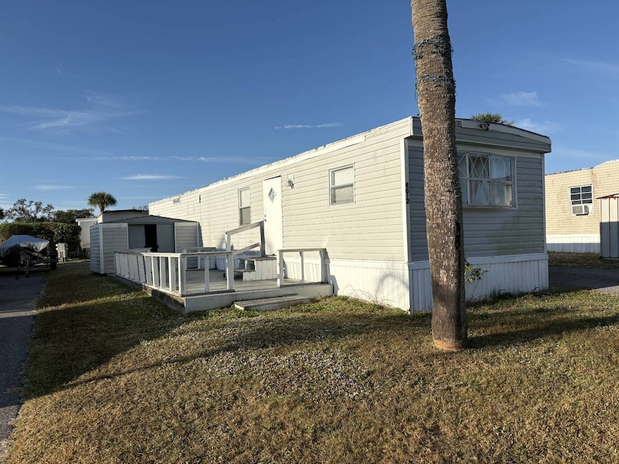 4612 Bluejay Ln, Melbourne, FL 32935 - photo 1