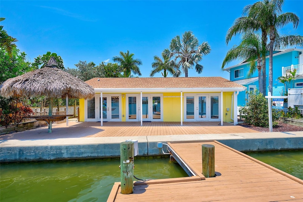 857 180th Ave E, Redington Shores, FL 33708 - photo 1