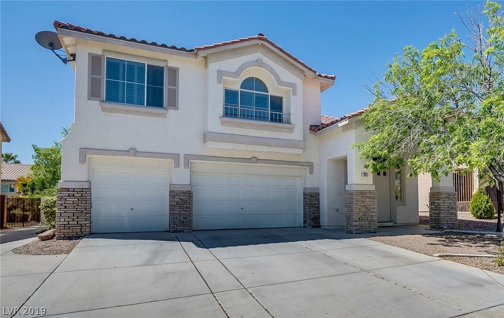 Lots of room for extra parking on side of house.