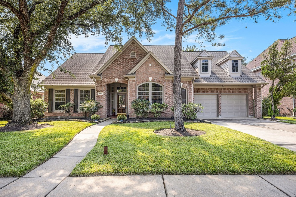 16814 Laguna Springs Dr, Houston, TX 77095 - photo 1