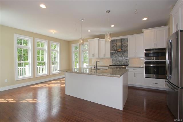 21 Stone Hollow Dr, Brewster, NY 10509 - photo 1