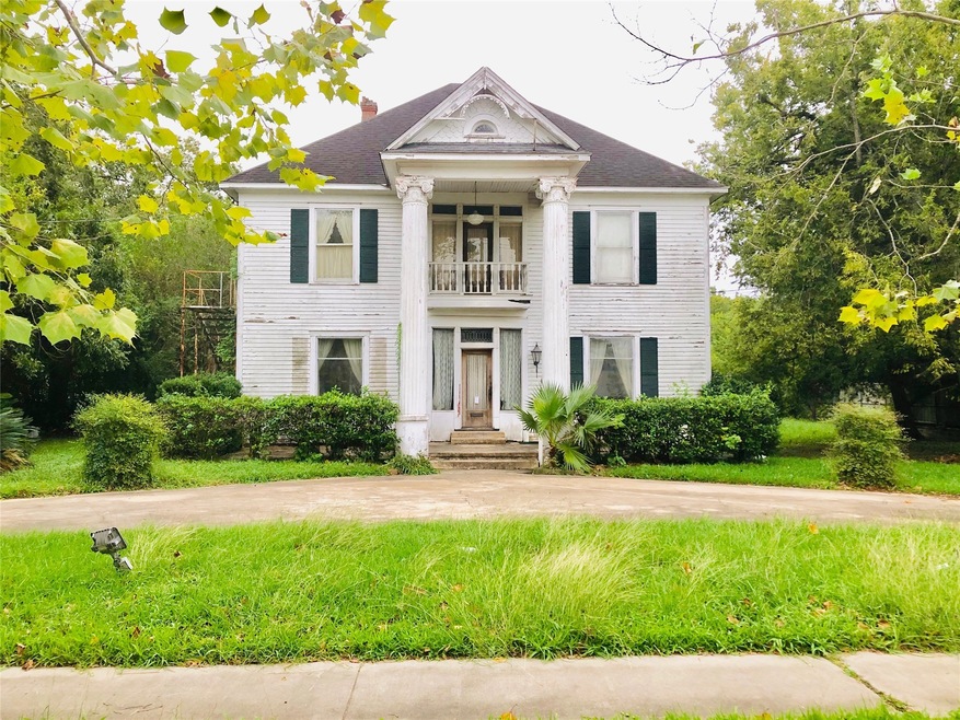 1810 Avenue M, Rosenberg, TX 77471 - photo 1