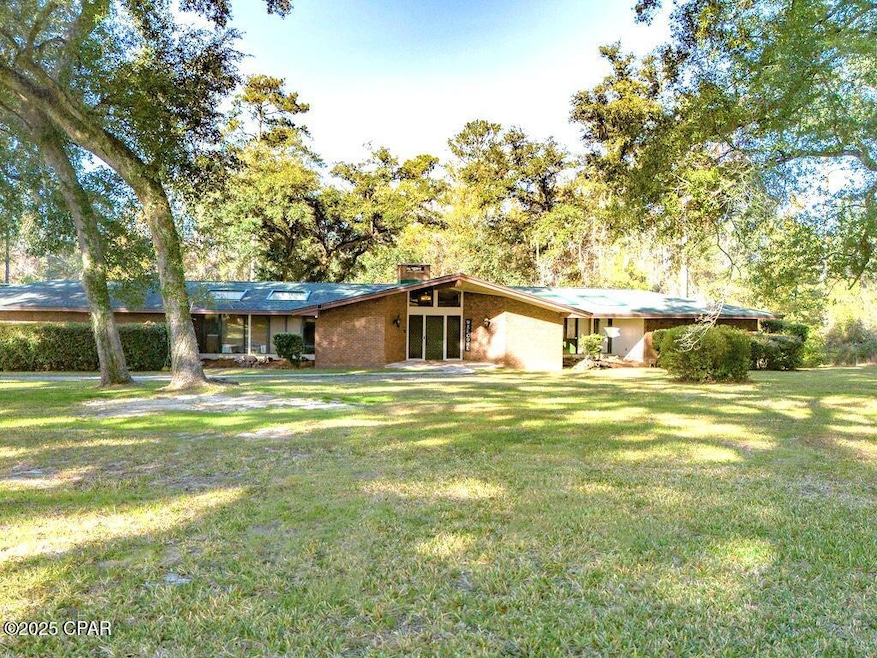 912 Florida 277, Chipley, FL 32428 - photo 1