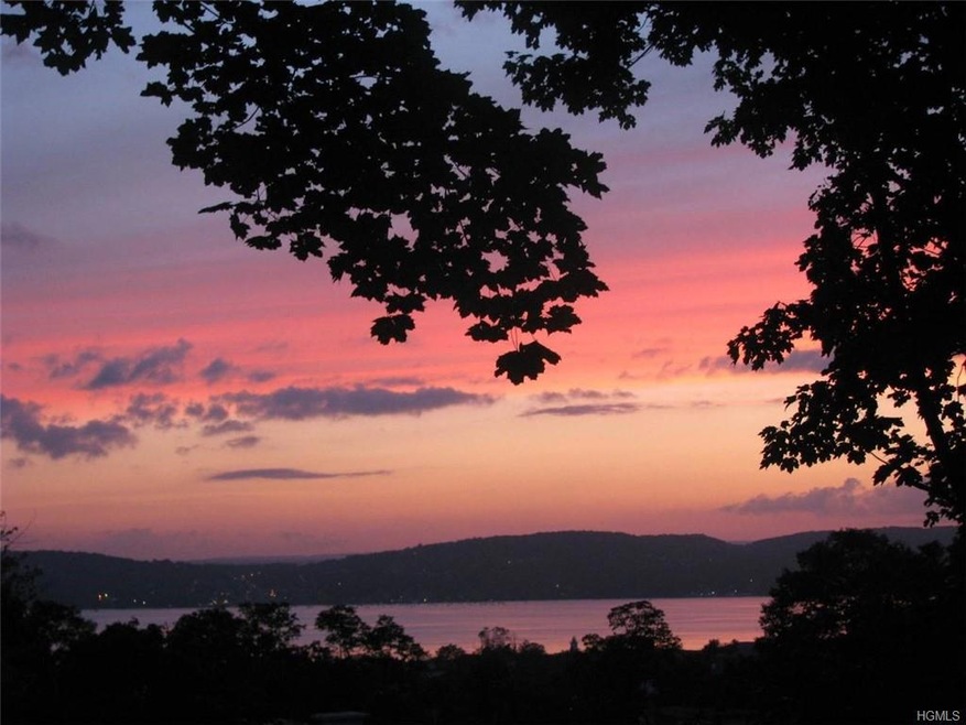 131 Neperan Rd, Tarrytown, NY 10591 - photo 1