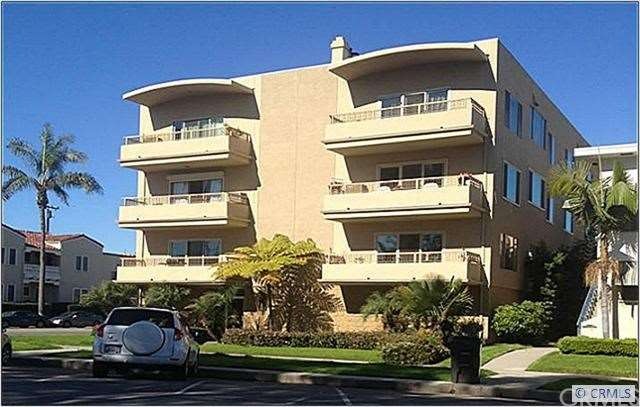 Only 6 condos in the building located one block fr