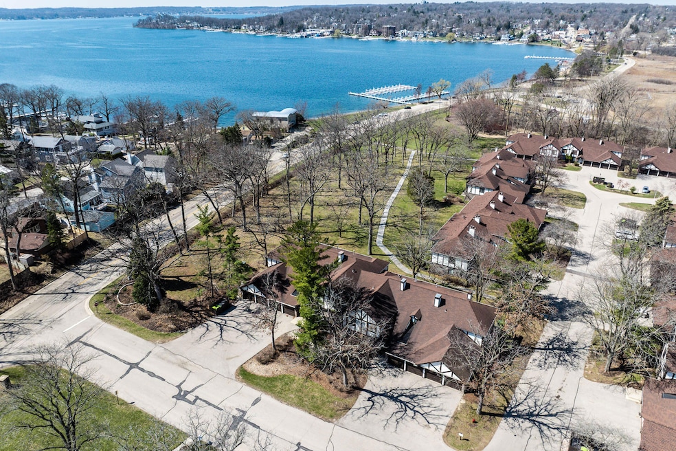 Willabay Shores Condos