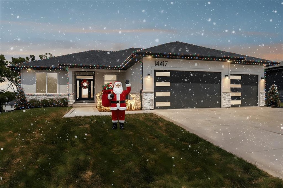 14417 Catalpa Dr, Urbandale, IA 50323 - photo 1