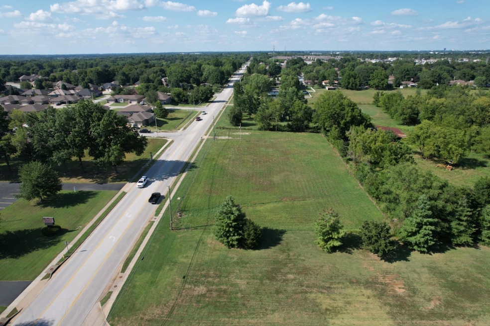 4654 S Farm Road 135, Springfield, MO 65810 - photo 1