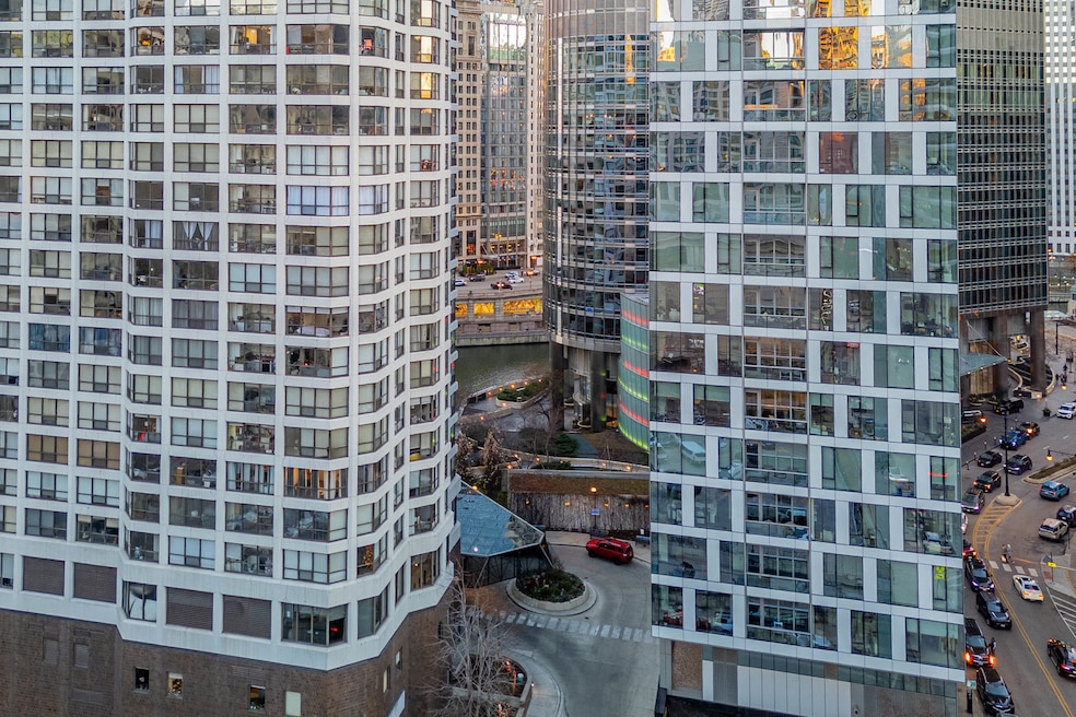405 N Wabash Ave unit 207, Chicago, IL 60611 - photo 1