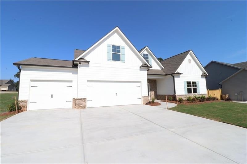 743 Timpelton Ct, Hoschton, GA 30548 - photo 1