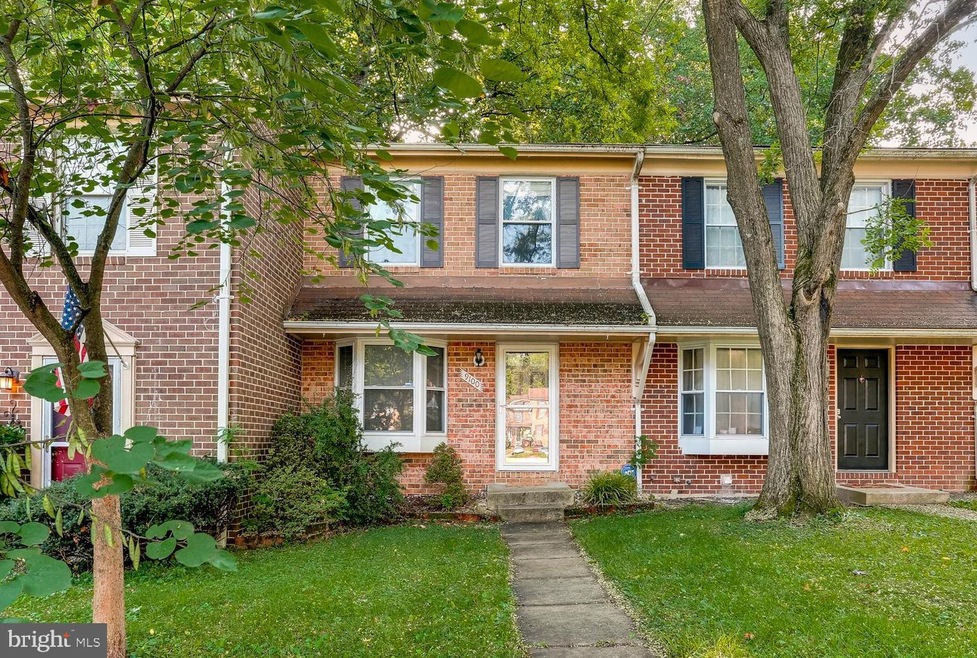 9100 Lambskin Ln, Columbia, MD 21045 - photo 1