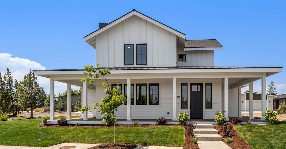 659 NW 13th St, Redmond, OR 97756 - photo 1