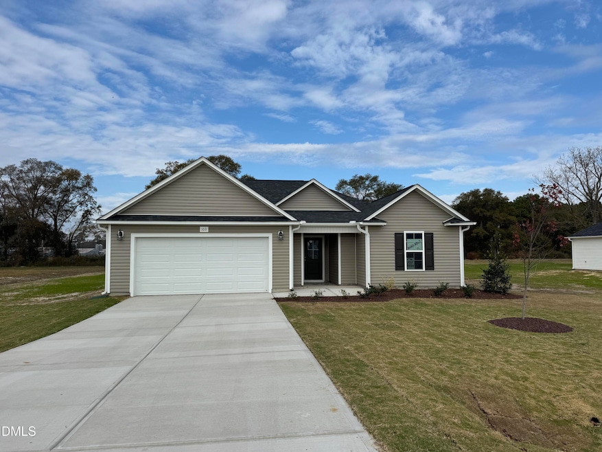 103 Hill Valley Dr unit (Lot 63), La Grange, NC 28551 - photo 1