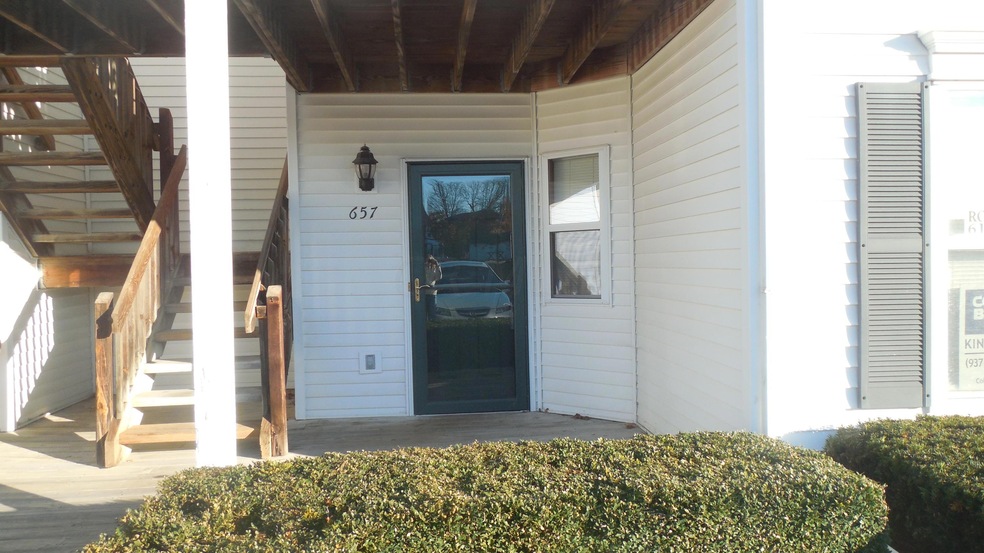 657 Millcrest Dr, Marysville, OH 43040 - photo 1