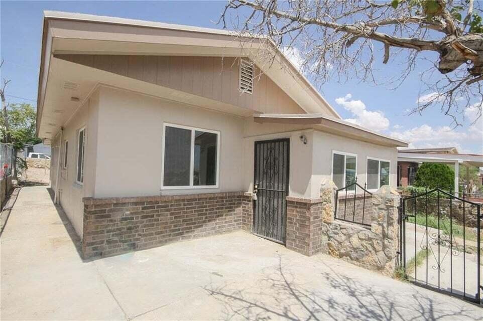 2413 San Diego Ave, El Paso, TX 79930 - photo 1
