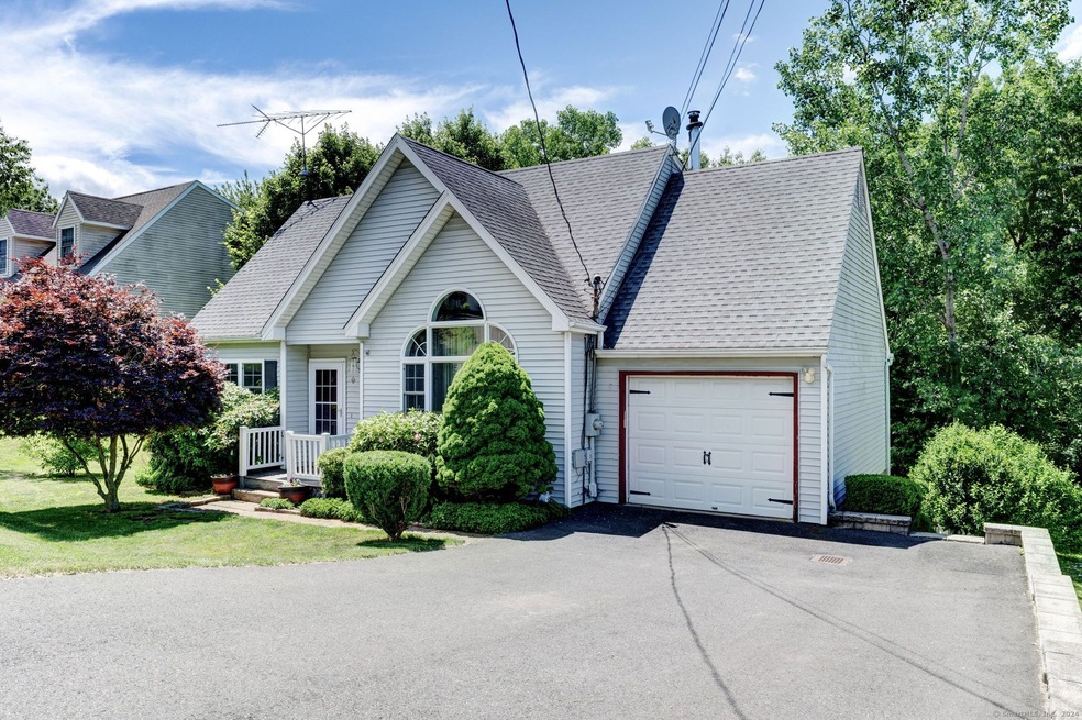 21 Irene Ave, Waterbury, CT 06705 - photo 1