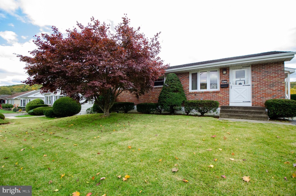 924 E Paoli St, Allentown, PA 18103 - photo 1