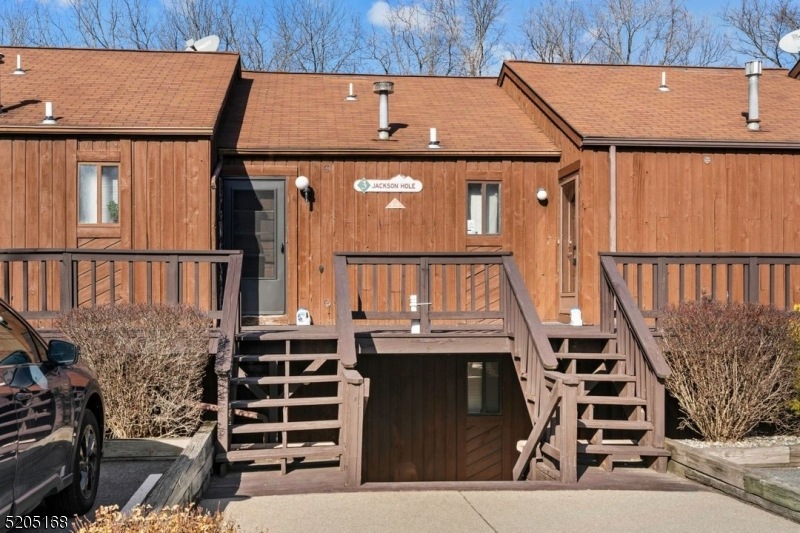 3 Jackson Hole unit 9, Vernon, NJ 07462 - photo 1