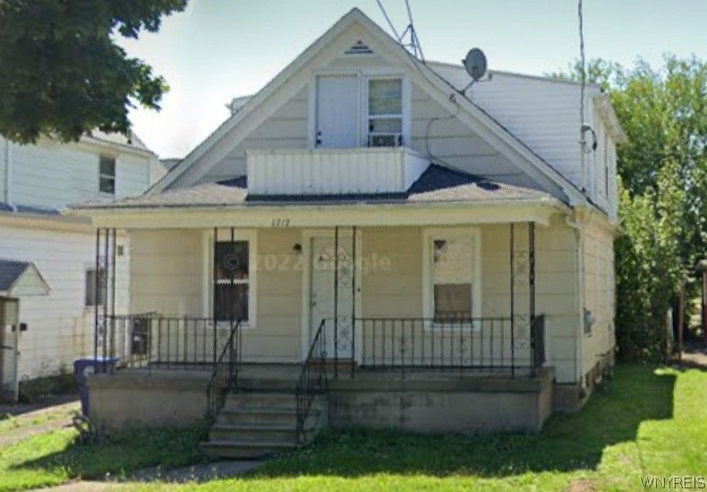 1717 Walnut Ave, Niagara Falls, NY 14301 - photo 1