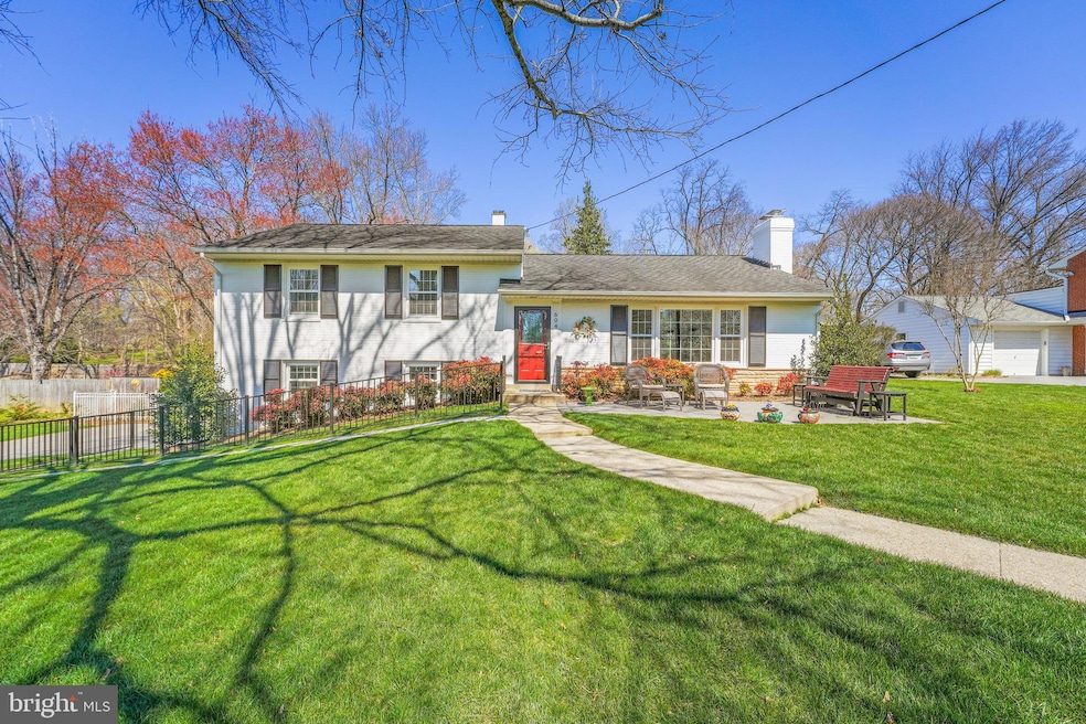 604 Blick Dr, Silver Spring, MD 20904 - photo 1