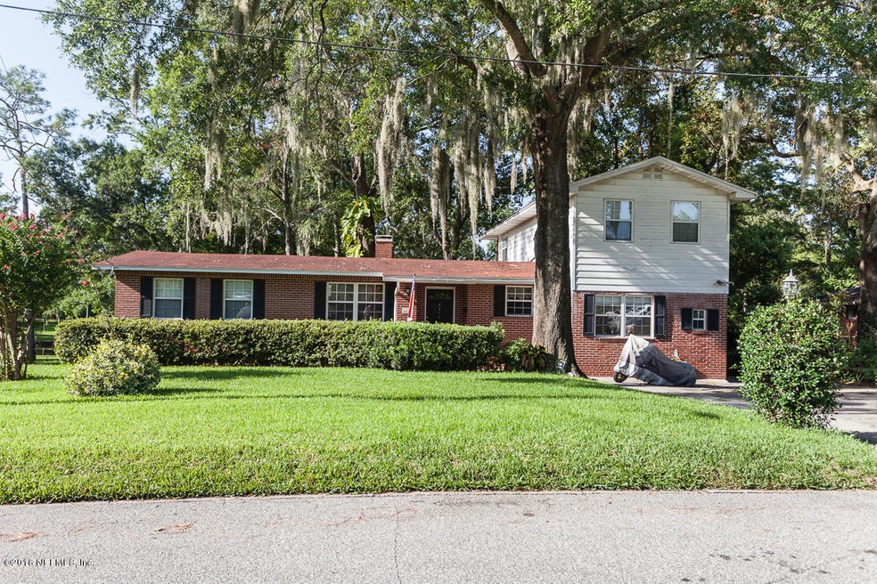 2430 Cedar Shores Cir, Jacksonville, FL 32210 - photo 1