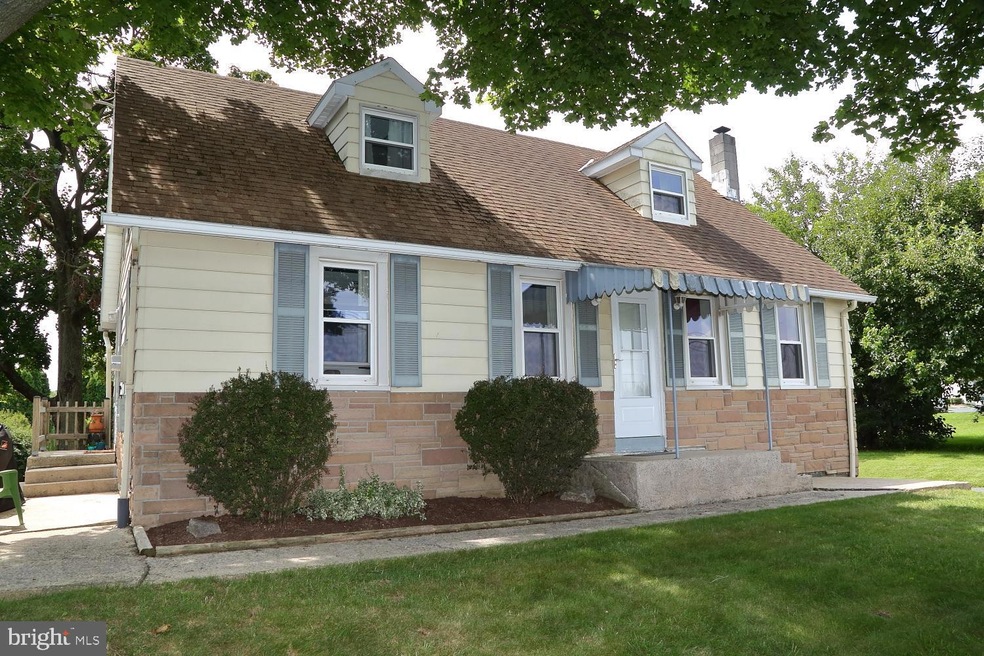 44 Quarry Rd, Leola, PA 17540 - photo 1