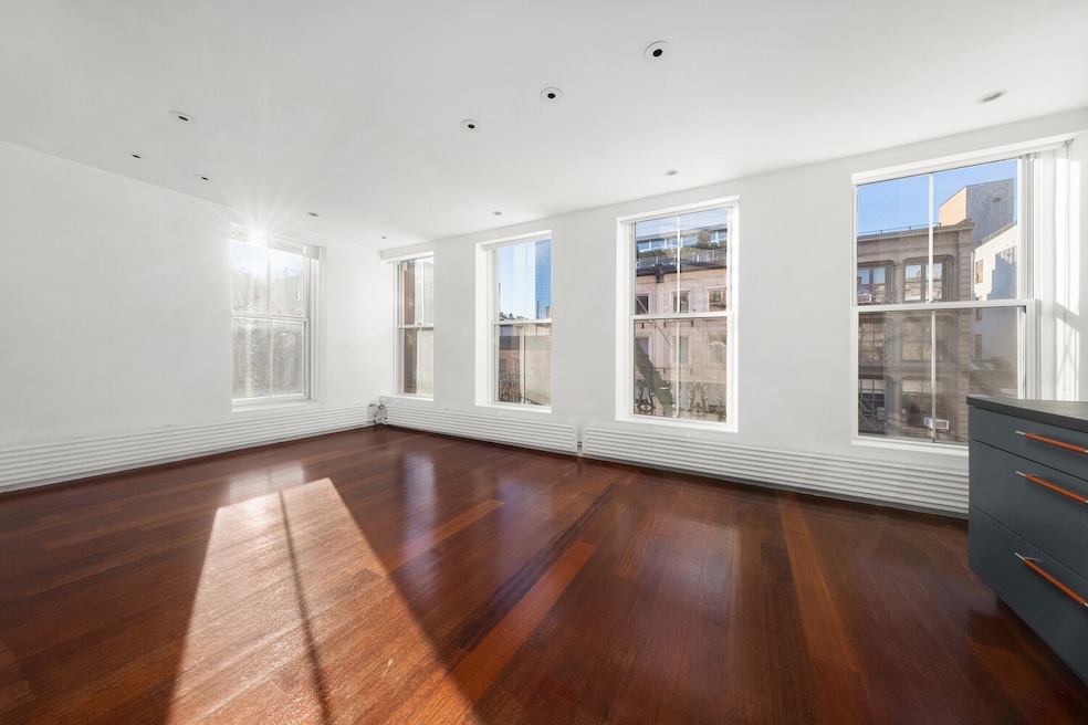 419 W Broadway unit 4, New York, NY 10012 - photo 1