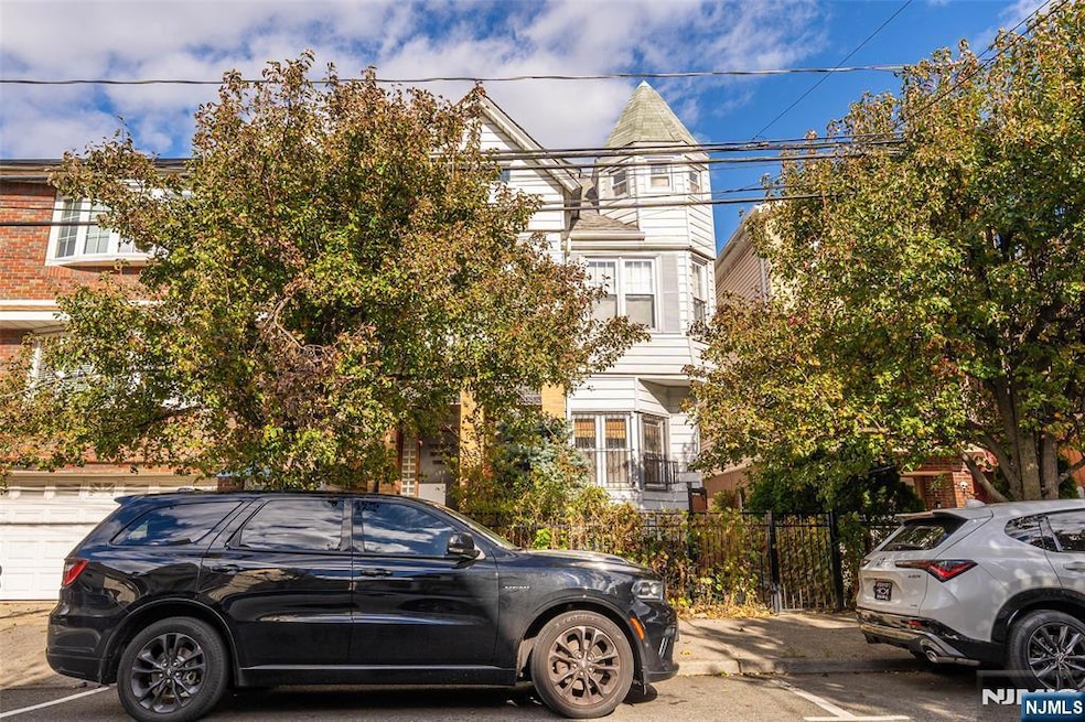 For Rent $3,000/month