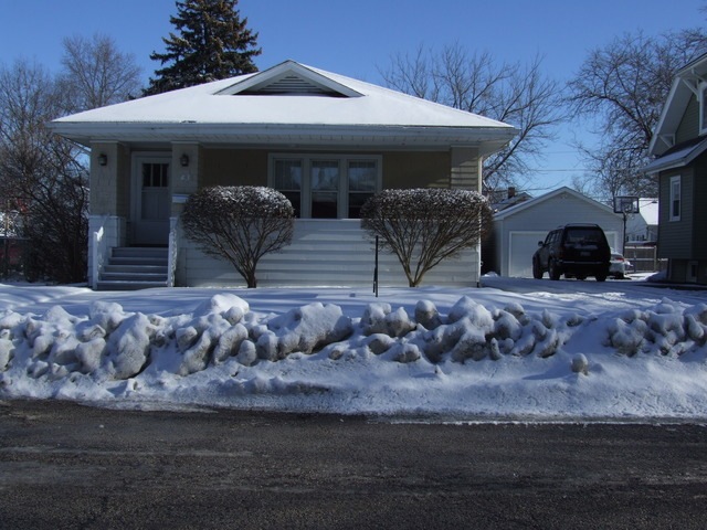 43 N Elmwood Ave, Waukegan, IL 60085 - photo 1