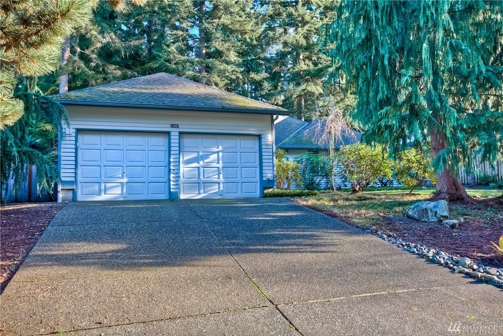 21007 Pioneer Way, Edmonds, WA 98026 - photo 1
