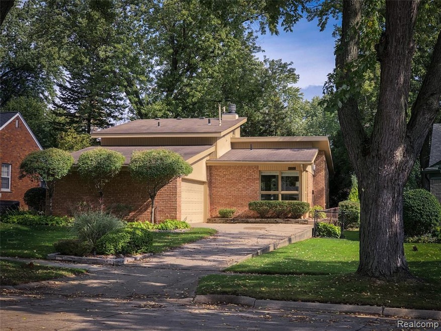 4122 N. Fulton Place - Front