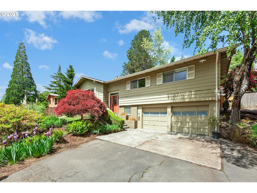 Sold $699,900 • Co-Listing Agent
