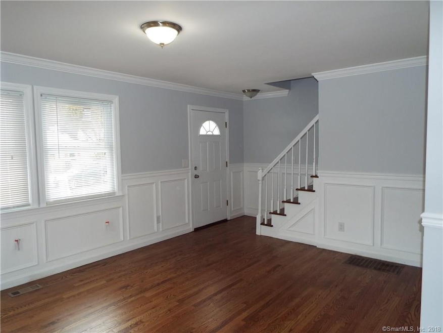 187 Douglas St, Bridgeport, CT 06606 - photo 1