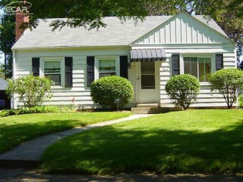 2413 Calumet St, Flint, MI 48503 - photo 1