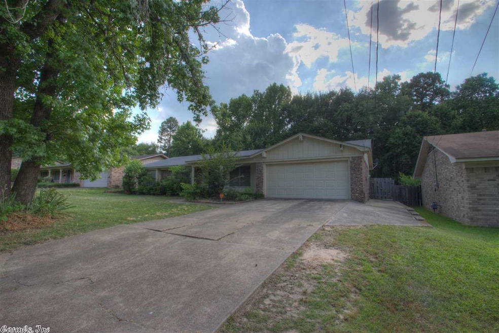 416 Cavite Place, Wake Village, TX 75501 - photo 1