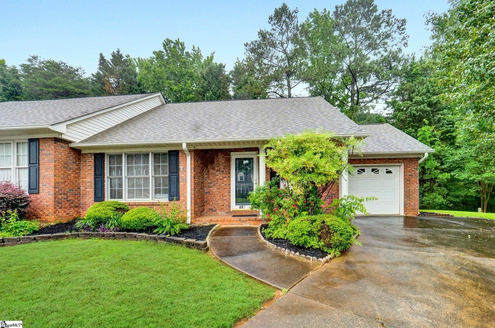 407 W Pointe Dr, Spartanburg, SC 29301 - photo 1