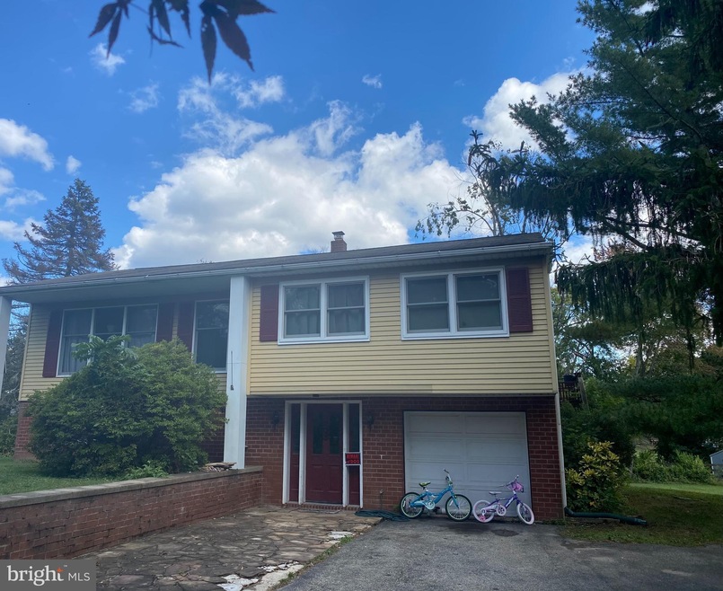 777 Sandra Ln, Phoenixville, PA 19460 - photo 1