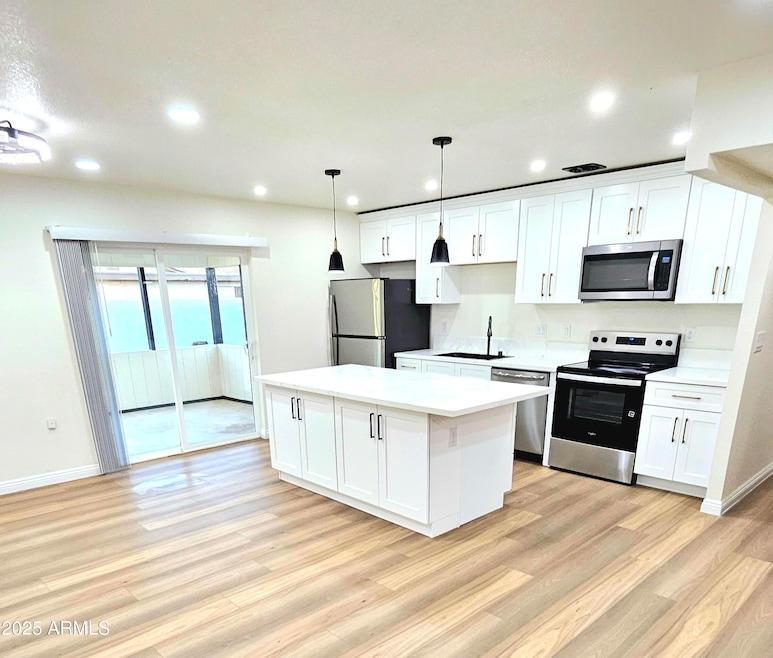 6219 W Citrus Way, Glendale, AZ 85301 - photo 1