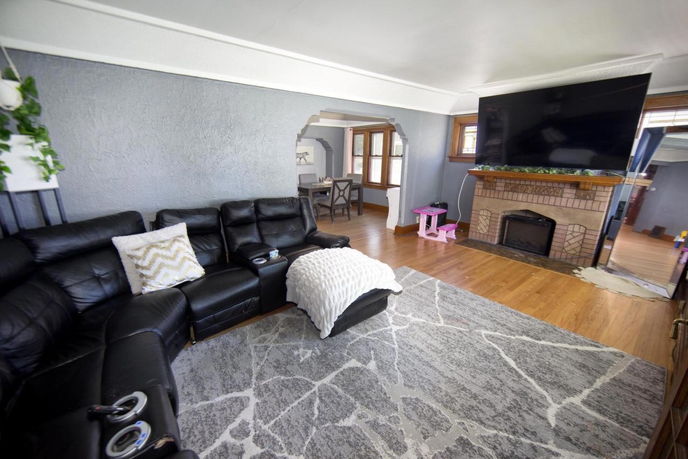 Lower Unit Living Room
