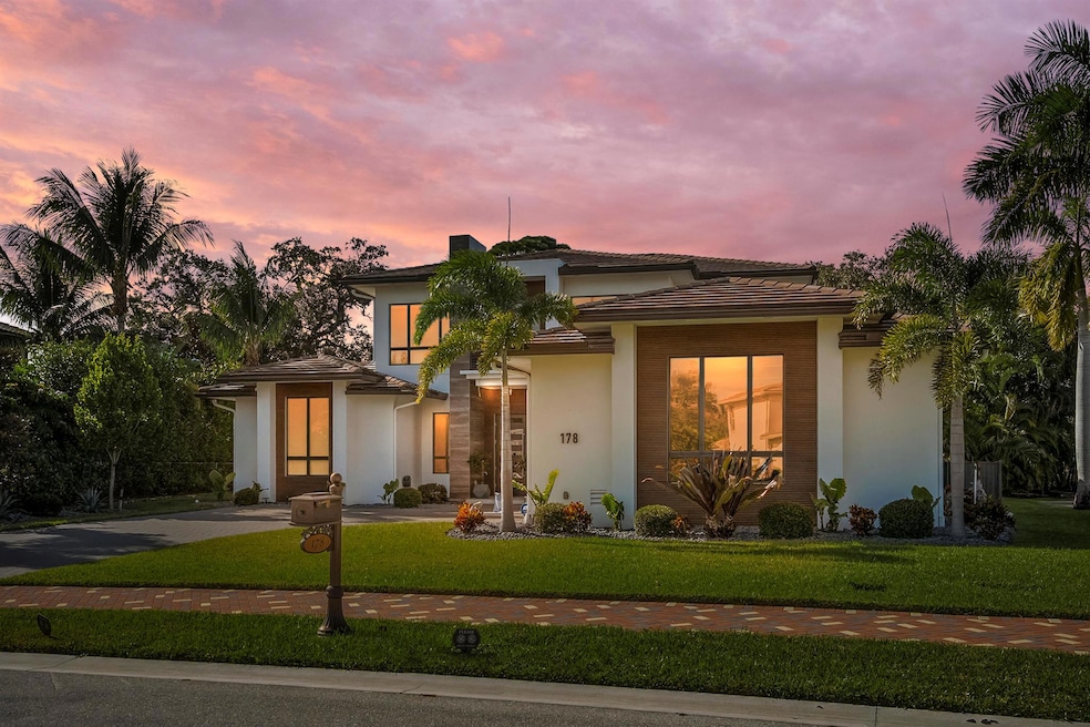 178 SE Via Lago Garda, Port Saint Lucie, FL 34952 - photo 1