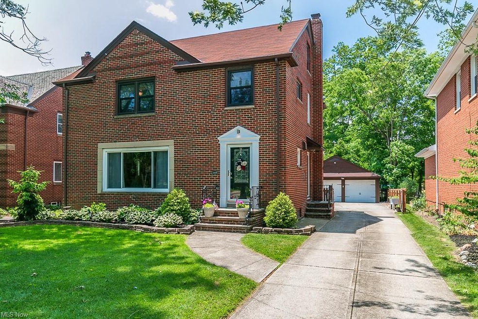 Such a Beautiful Home, Landscaped and Perfect on o