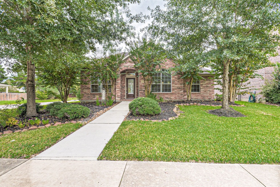 73 E Montfair Blvd, Spring, TX 77382 - photo 1