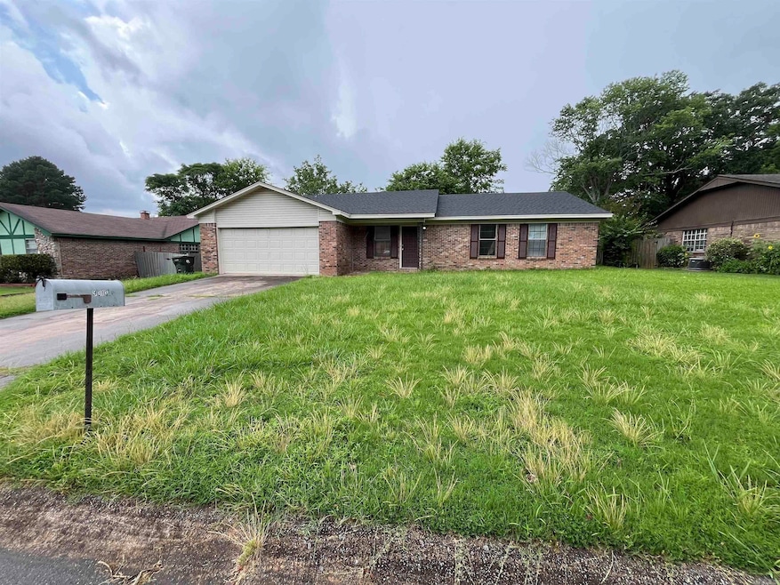 For Sale $158,000 • Co-Listing Agent
