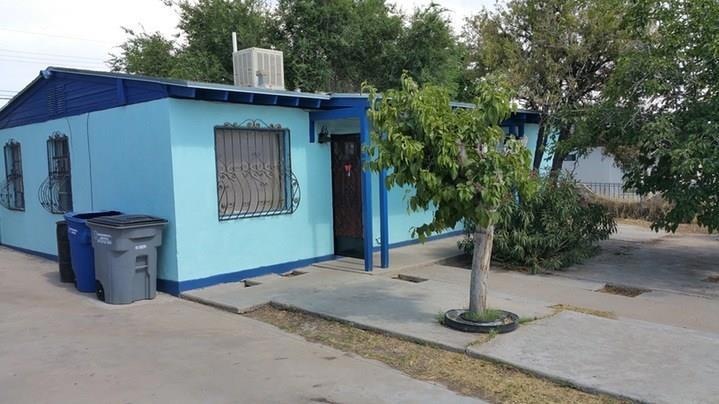 686 Santa Barbara Dr, El Paso, TX 79915 - photo 1