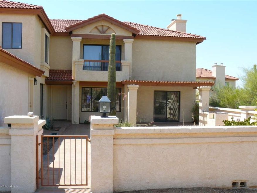 Front of house 005