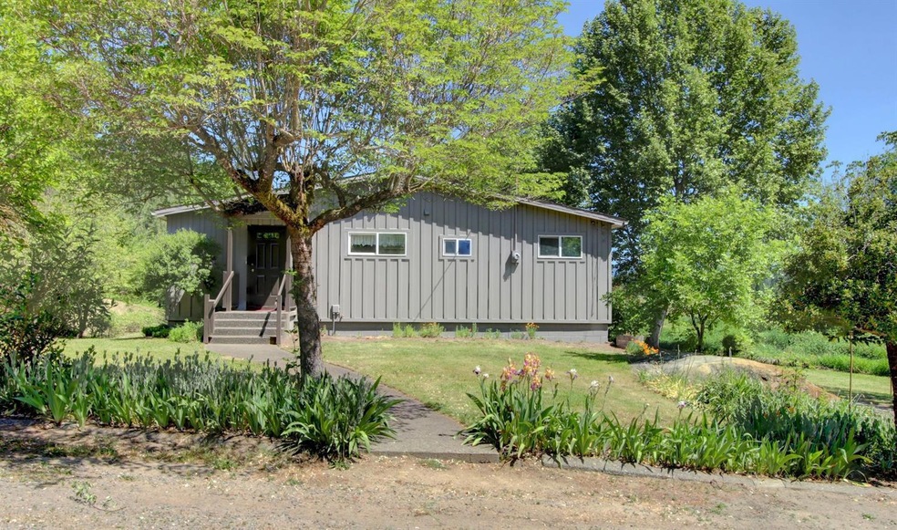 5601 Upper River Rd, Grants Pass, OR 97526 - photo 1